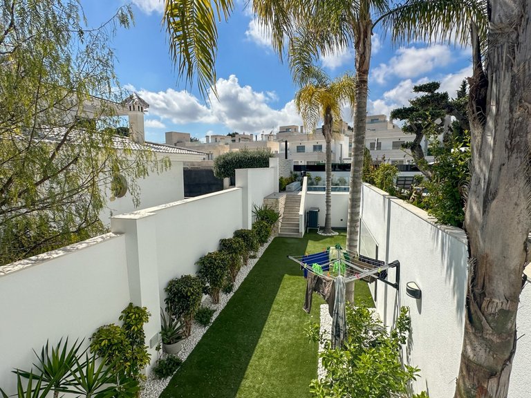 Villa for Sale in Costa Blanca Orihuela Costa, Alicante 24