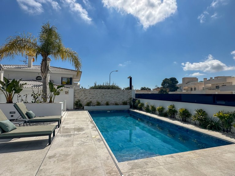 Villa for Sale in Costa Blanca Orihuela Costa, Alicante 8