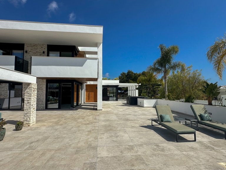 Villa for Sale in Costa Blanca Orihuela Costa, Alicante 5