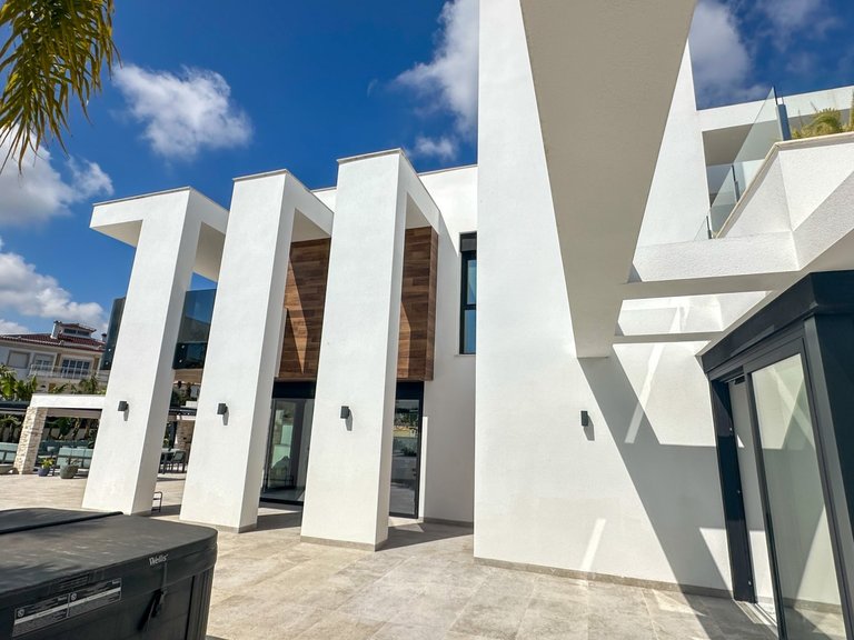 Villa for Sale in Costa Blanca Orihuela Costa, Alicante 21