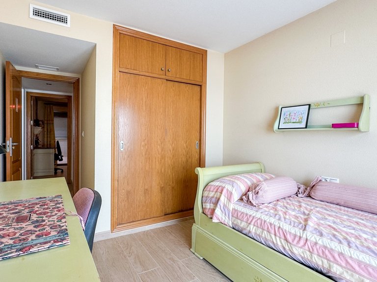 Apartment for Sale in Torrevieja, Alicante 28