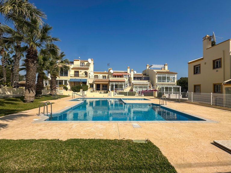 Town House for Sale in Costa Blanca Orihuela Costa, Alicante 2