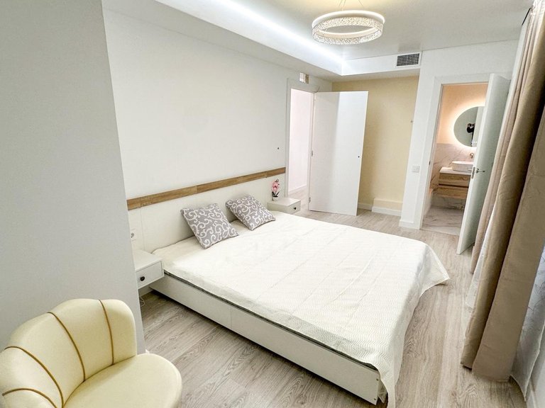 Apartment for Sale in Costa Blanca Torrevieja, Alicante 26