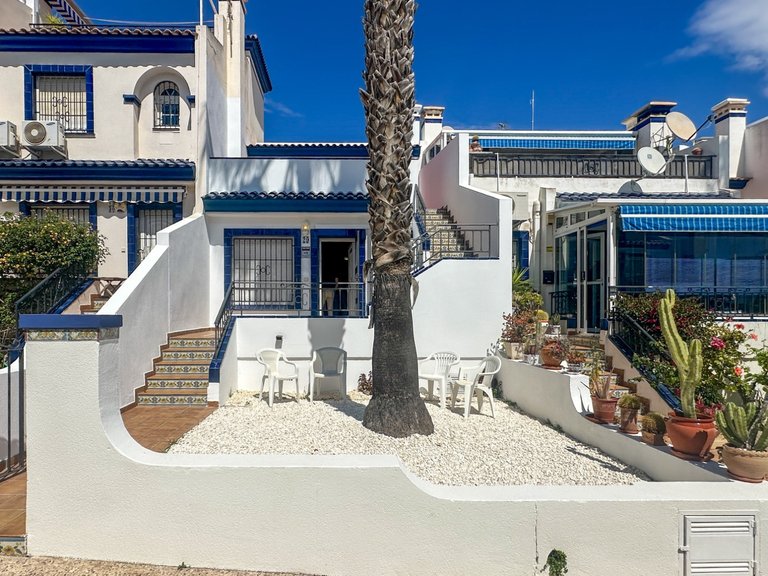 Town House for Sale in Orihuela Costa, Alicante 1