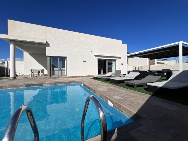 Villa for Sale in Costa Blanca Orihuela Costa, Alicante 40