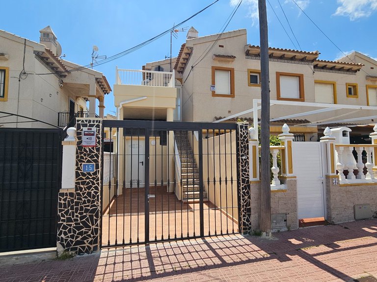 Villa for Sale in Orihuela Costa, Alicante 1
