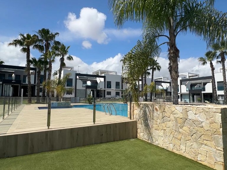 Apartment for Sale in Costa Blanca La Zenia, Alicante 33