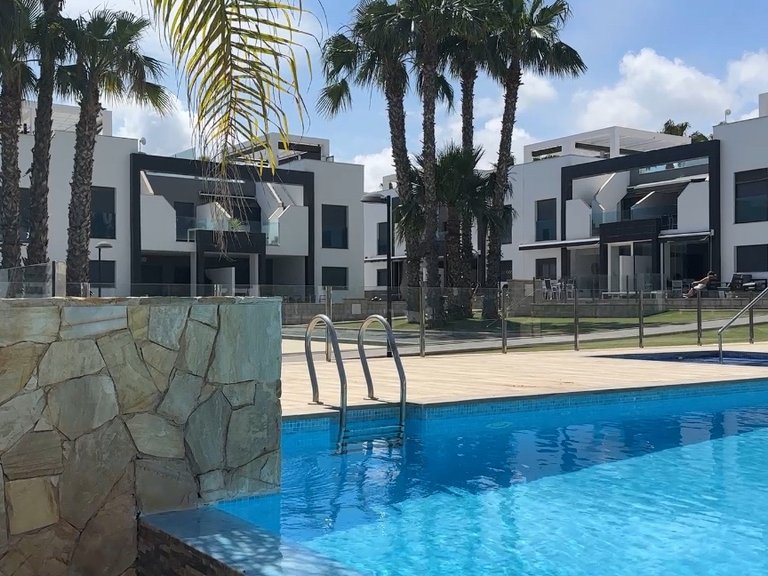 Apartment for Sale in Costa Blanca La Zenia, Alicante 1