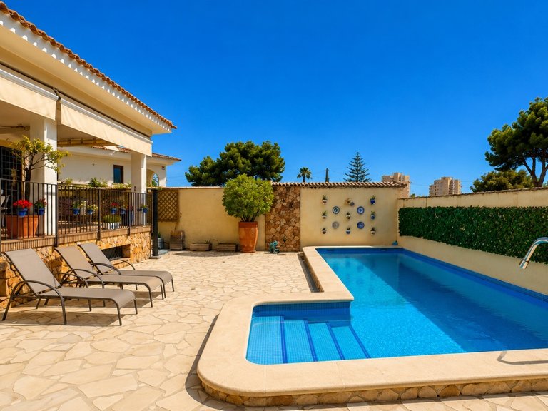 Villa for Sale in Costa Blanca Dehesa De Campoamor, Alicante 3