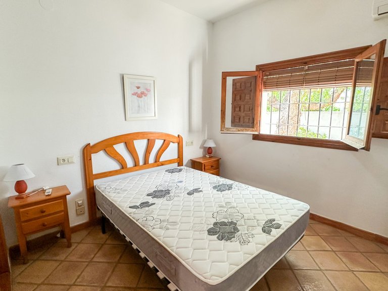 Villa for Sale in Cabo Roig, Alicante 18
