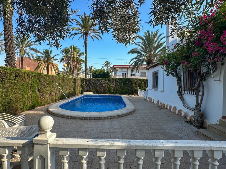 Villa for Sale in Cabo Roig, Alicante 43