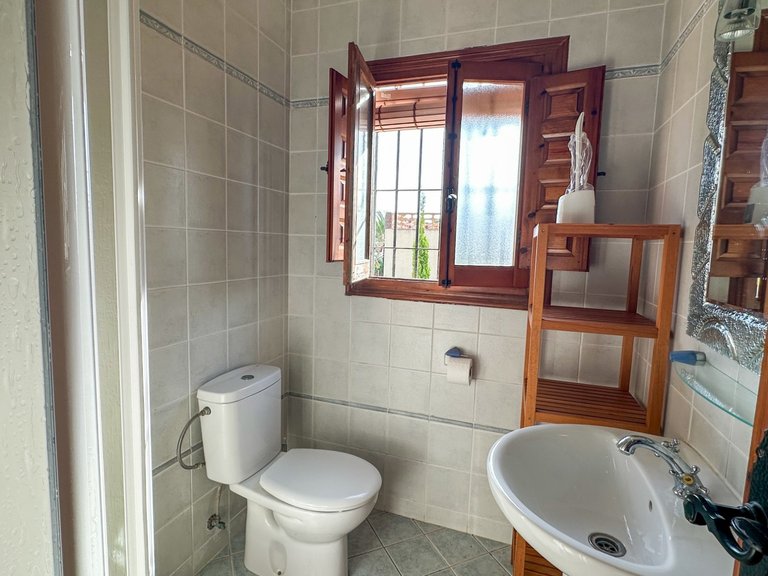 Villa for Sale in Cabo Roig, Alicante 33