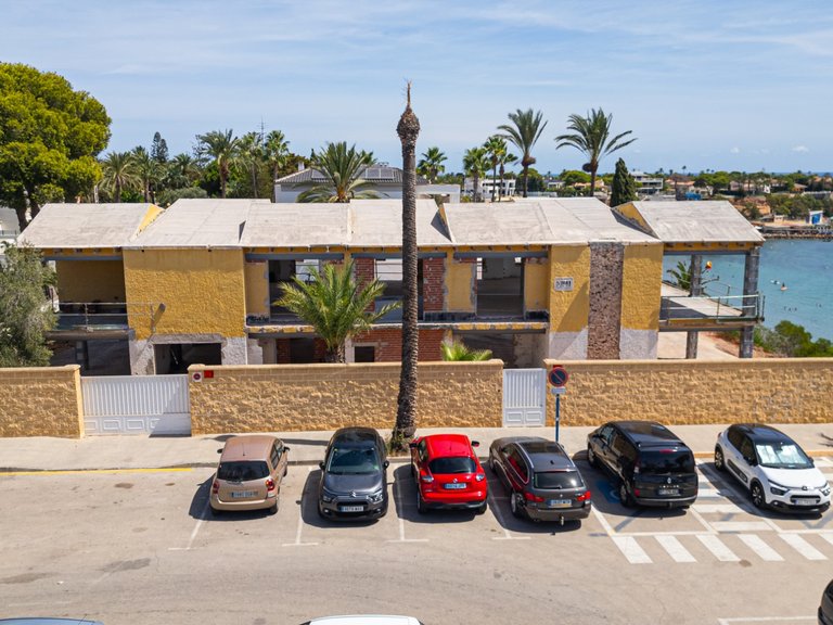 Villa for Sale in Costa Blanca Cabo Roig, Alicante 36
