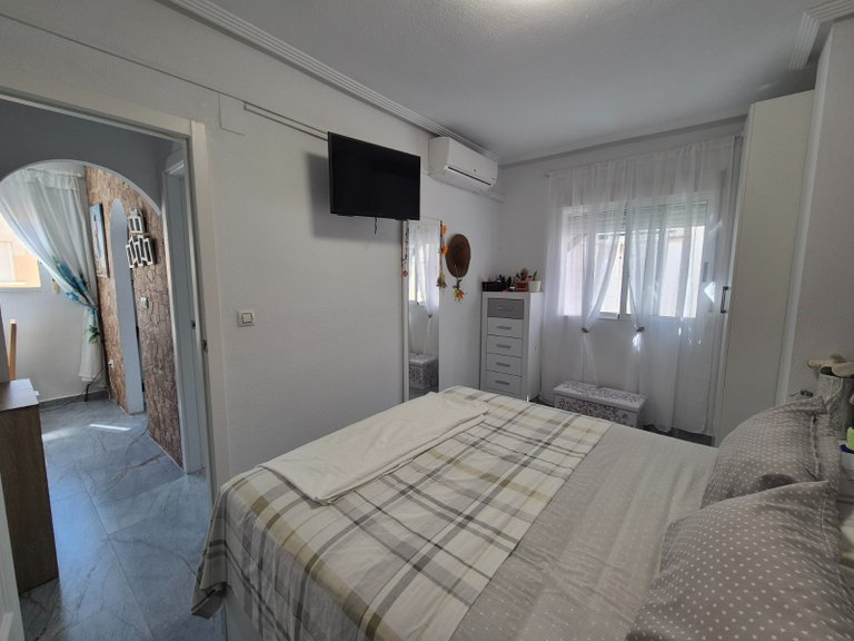 Villa for Sale in Torrevieja, Alicante 11
