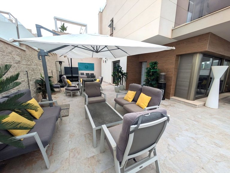Villa for Sale in Villamartin, Alicante 5