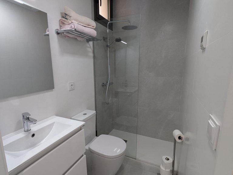 Villa for Sale in Villamartin, Alicante 17