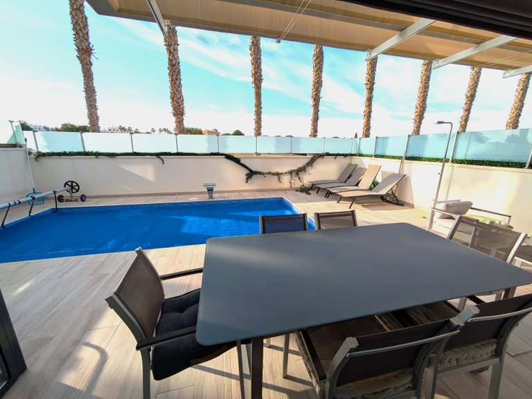 Villa for Sale in Cabo Roig, Alicante 4