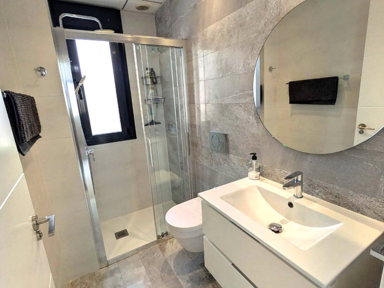 Villa for Sale in Cabo Roig, Alicante 14