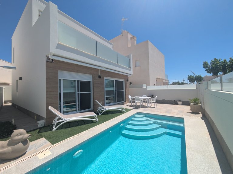 Villa for Sale in San Pedro Del Pinatar, Murcia 2
