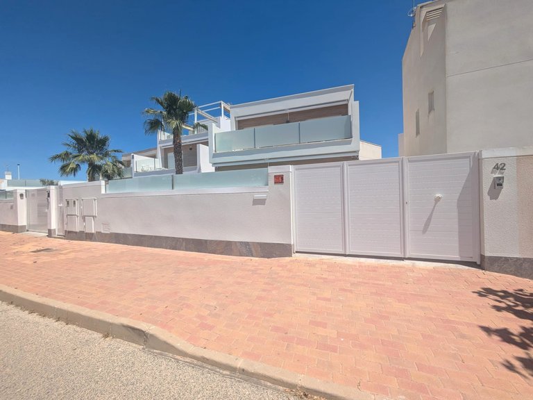 Villa for Sale in San Pedro Del Pinatar, Murcia 47