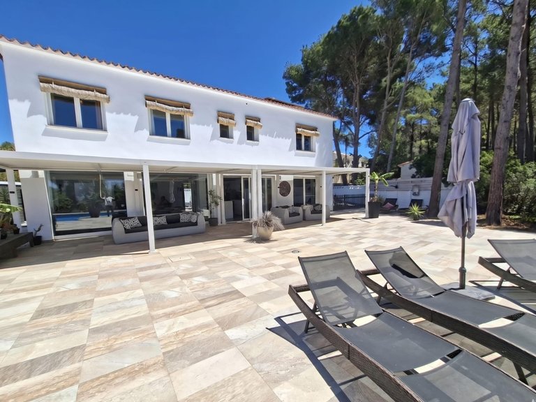 Villa for Sale in Costa Blanca Calpe, Alicante 2