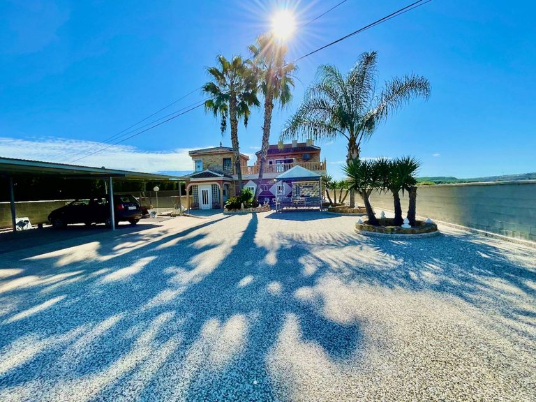 Villa for Sale in Guardamar Del Segura, Alicante 35