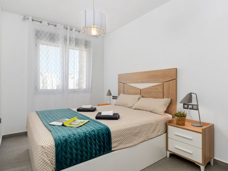 Villa for Sale in Guardamar Del Segura, Alicante 16