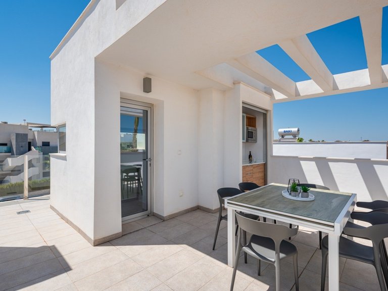 Villa for Sale in Guardamar Del Segura, Alicante 25