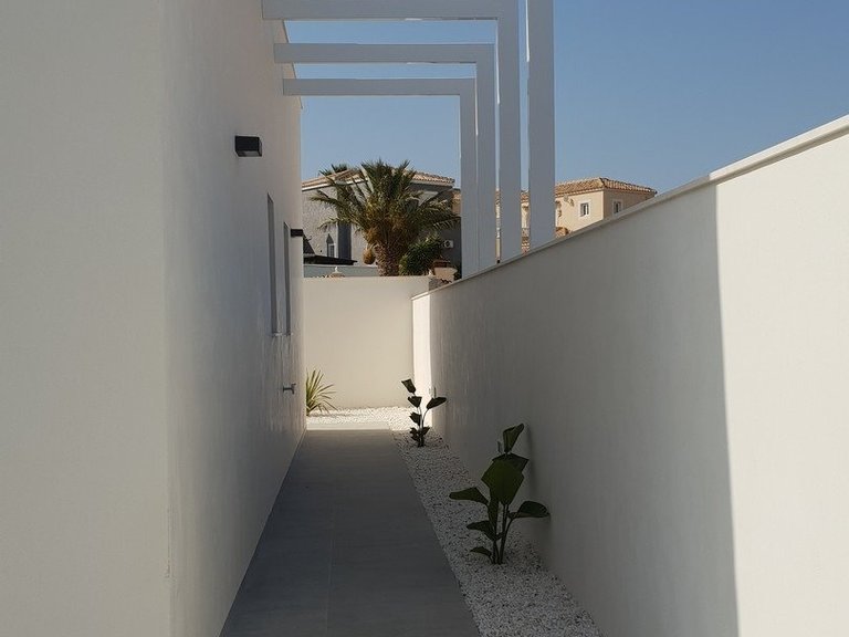 Villa for Sale in Pilar De La Horadada, Alicante 24