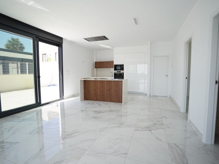 Villa for Sale in Polop, Alicante 7