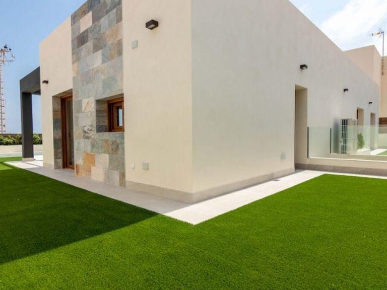 Villa for Sale in Torrevieja, Alicante 15