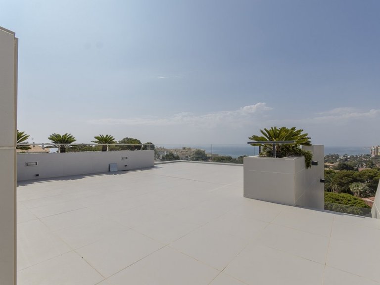 Villa for Sale in Campoamor, Alicante 6