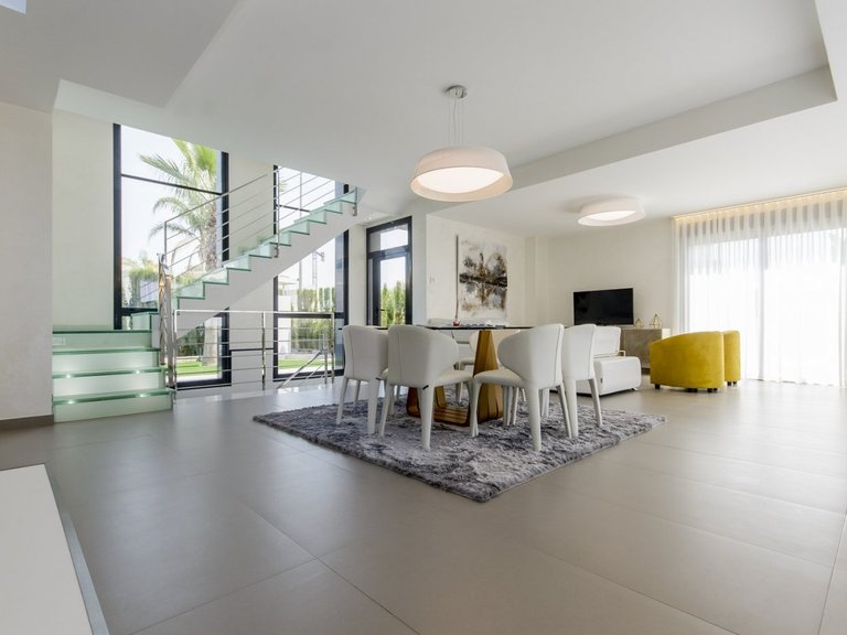 Villa for Sale in Campoamor, Alicante 13