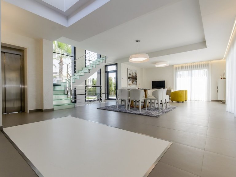 Villa for Sale in Campoamor, Alicante 14