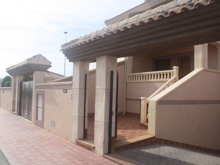 Town House for Sale in Los Altos, Alicante 1