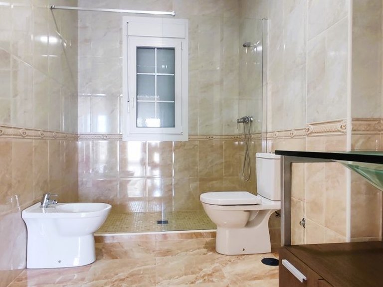 Villa for Sale in Cabo Roig, Alicante 20
