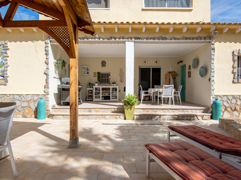 Villa for Sale in Algorfa, Alicante 37