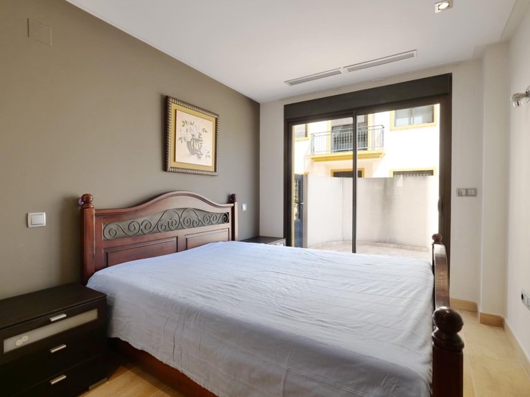 Apartment for Sale in Guardamar Del Segura, Alicante 13