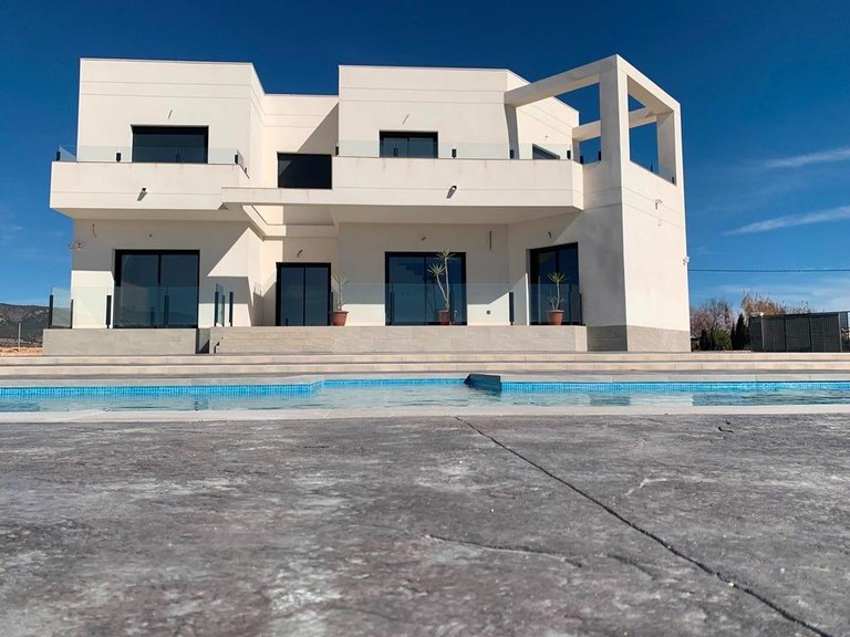 Villa for Sale in Pinoso, Alicante 18