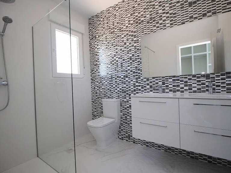 Villa for Sale in Pinoso, Alicante 9
