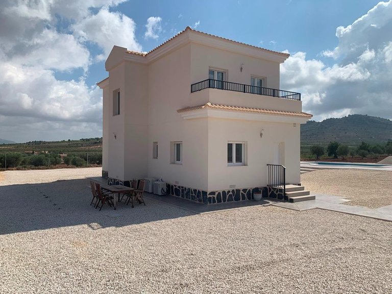 Villa for Sale in Pinoso, Alicante 49