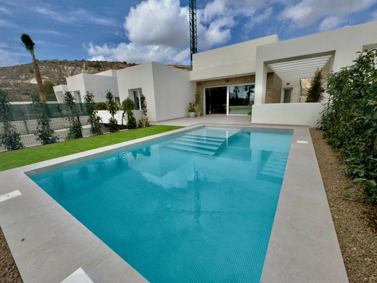Villa for Sale in Algorfa, Alicante 23