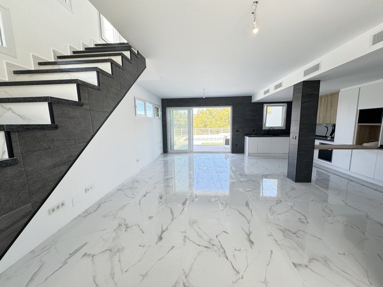 Villa for Sale in Los Balcones, Alicante 5