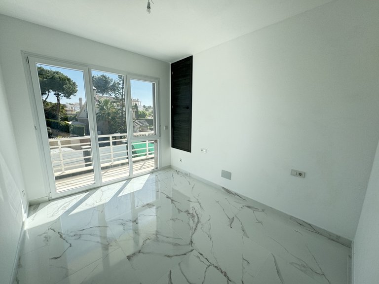 Villa for Sale in Los Balcones, Alicante 14