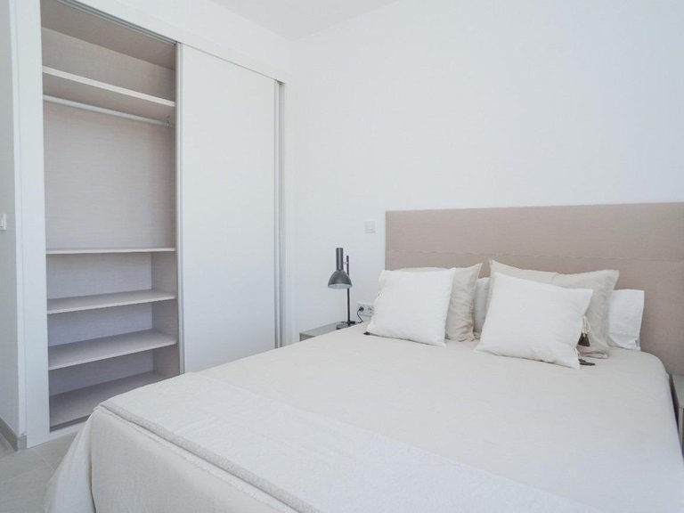 Apartment for Sale in Torrevieja, Alicante 25