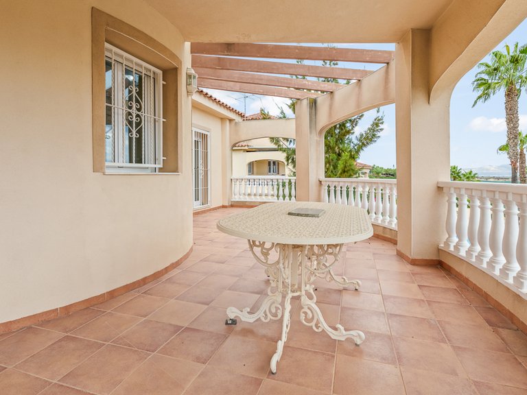Villa for Sale in Algorfa, Alicante 6
