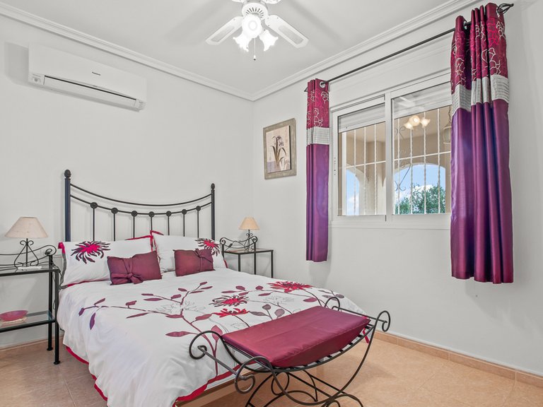 Villa for Sale in Algorfa, Alicante 24