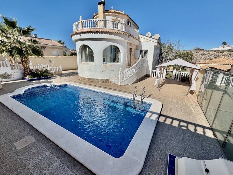 Villa for Sale in Ciudad Quesada, Alicante 1