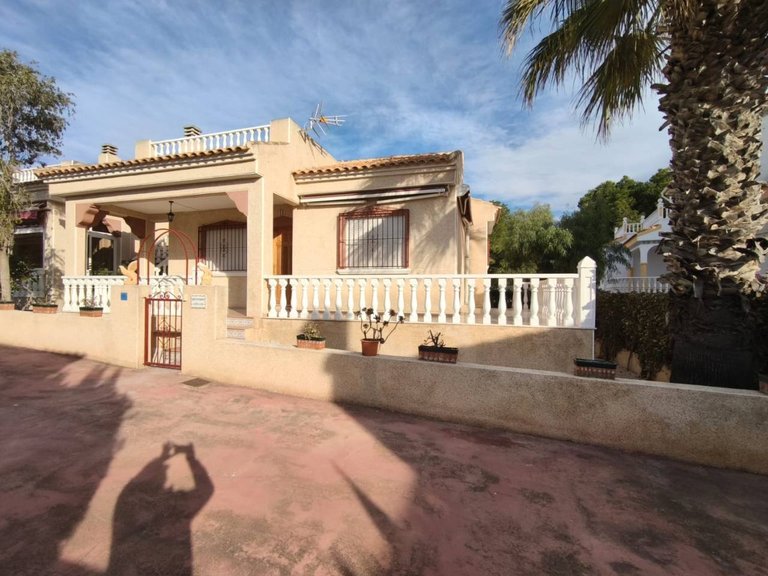 Villa for Sale in Algorfa, Alicante 12