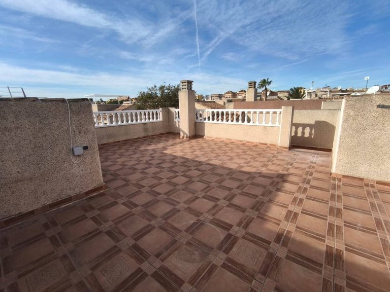 Villa for Sale in Algorfa, Alicante 16